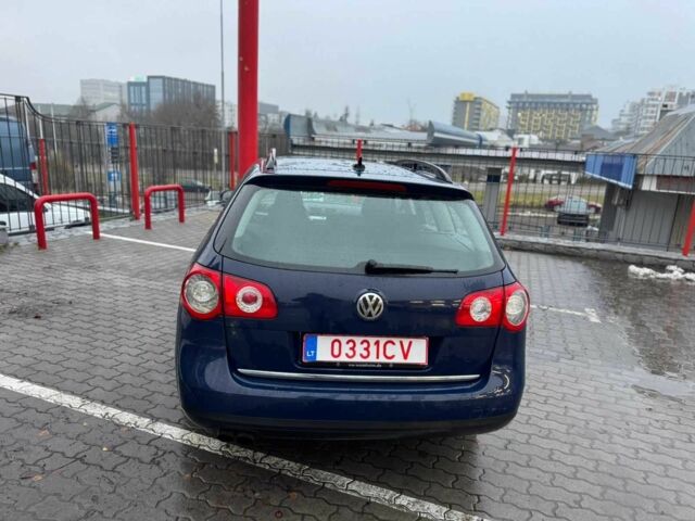 Синий Фольксваген Пассат Вариант, объемом двигателя 2 л и пробегом 307 тыс. км за 4900 $, фото 4 на Automoto.ua