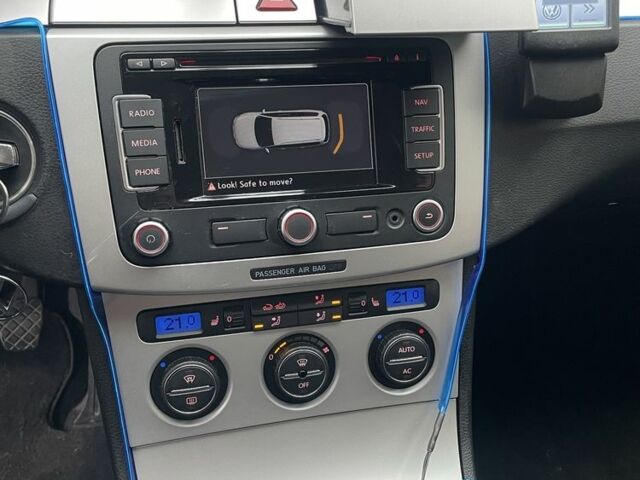 Синий Фольксваген Пассат Вариант, объемом двигателя 1.4 л и пробегом 224 тыс. км за 6550 $, фото 7 на Automoto.ua