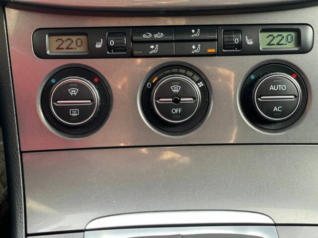 Синий Фольксваген Пассат Вариант, объемом двигателя 1.4 л и пробегом 264 тыс. км за 6400 $, фото 12 на Automoto.ua