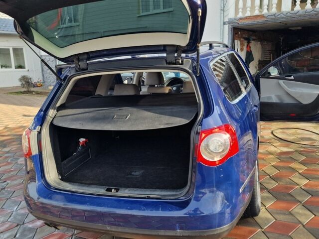 Синий Фольксваген Пассат Вариант, объемом двигателя 1.8 л и пробегом 270 тыс. км за 6350 $, фото 6 на Automoto.ua