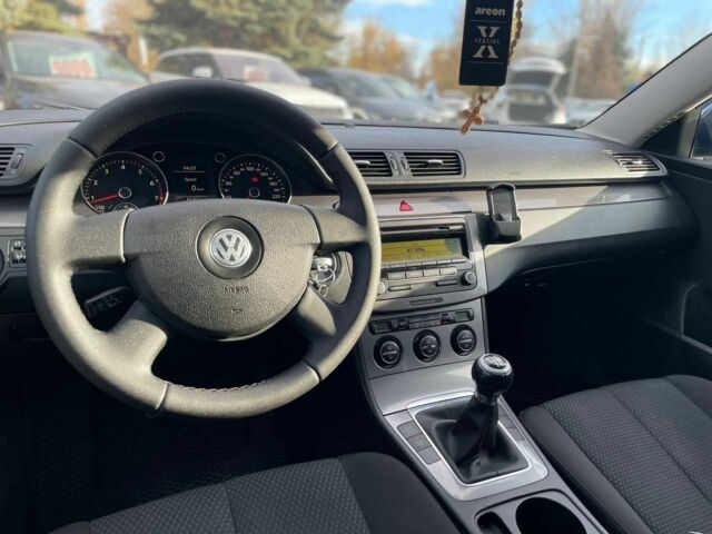 Синий Фольксваген Пассат Вариант, объемом двигателя 1.4 л и пробегом 264 тыс. км за 6400 $, фото 13 на Automoto.ua