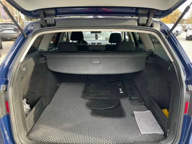 Синий Фольксваген Пассат Вариант, объемом двигателя 1.4 л и пробегом 264 тыс. км за 6400 $, фото 23 на Automoto.ua