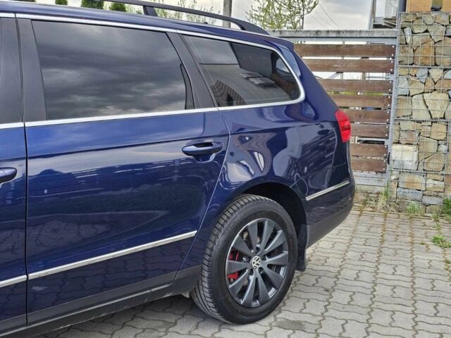 Синій Фольксваген Пассат Варіант, об'ємом двигуна 2 л та пробігом 257 тис. км за 6999 $, фото 7 на Automoto.ua