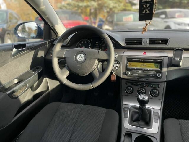 Синий Фольксваген Пассат Вариант, объемом двигателя 1.4 л и пробегом 264 тыс. км за 6400 $, фото 9 на Automoto.ua