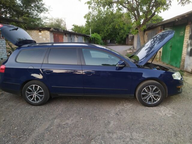 Синий Фольксваген Пассат Вариант, объемом двигателя 1.4 л и пробегом 264 тыс. км за 6400 $, фото 2 на Automoto.ua