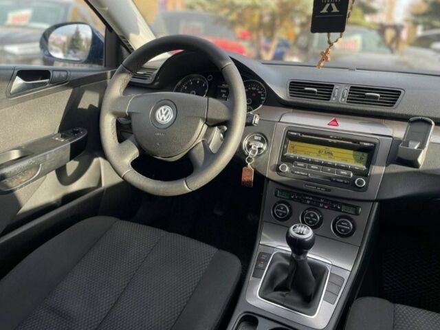 Синий Фольксваген Пассат Вариант, объемом двигателя 1.4 л и пробегом 264 тыс. км за 6400 $, фото 18 на Automoto.ua