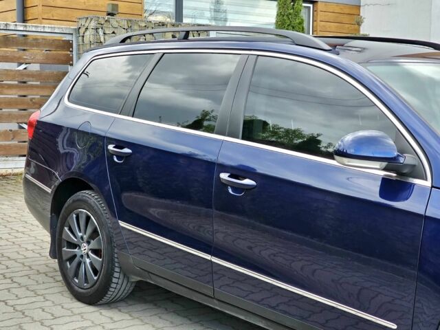 Синій Фольксваген Пассат Варіант, об'ємом двигуна 2 л та пробігом 257 тис. км за 6999 $, фото 10 на Automoto.ua