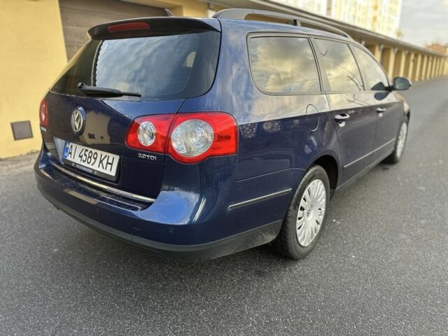 Синий Фольксваген Пассат Вариант, объемом двигателя 2 л и пробегом 260 тыс. км за 7490 $, фото 4 на Automoto.ua