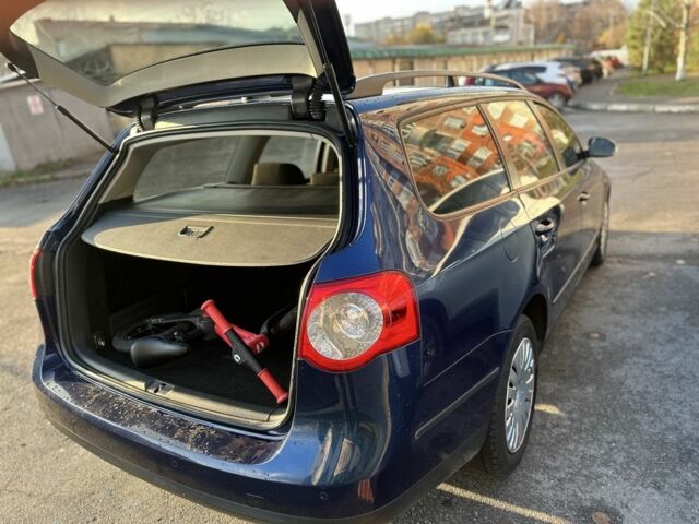 Синий Фольксваген Пассат Вариант, объемом двигателя 2 л и пробегом 260 тыс. км за 7490 $, фото 21 на Automoto.ua