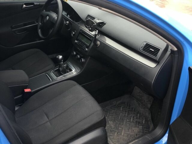 Синий Фольксваген Пассат Вариант, объемом двигателя 2 л и пробегом 395 тыс. км за 6200 $, фото 10 на Automoto.ua