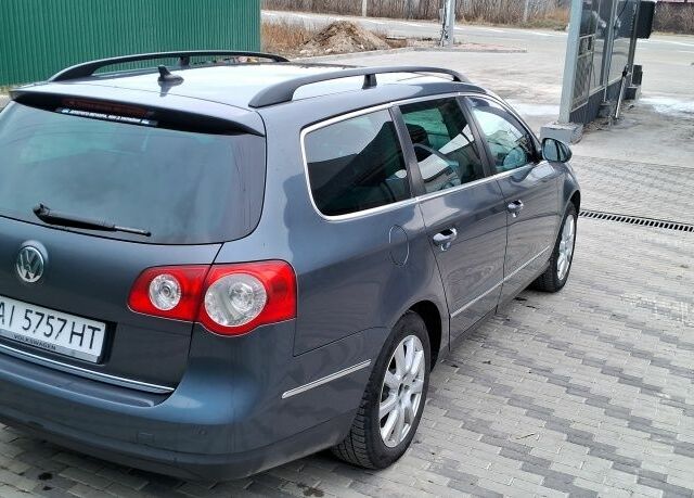 Синій Фольксваген Пассат Варіант, об'ємом двигуна 2 л та пробігом 367 тис. км за 6300 $, фото 18 на Automoto.ua