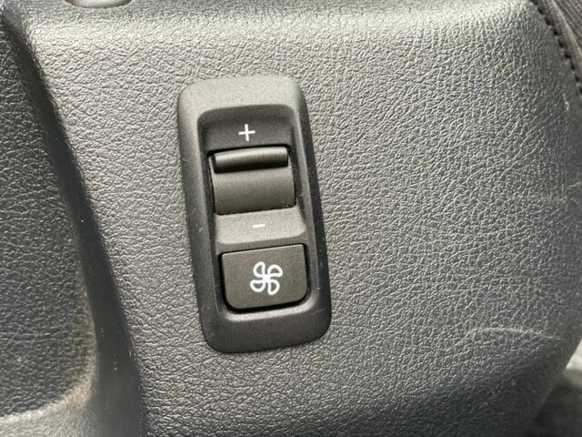 Синій Фольксваген Пассат Варіант, об'ємом двигуна 2 л та пробігом 261 тис. км за 10700 $, фото 16 на Automoto.ua