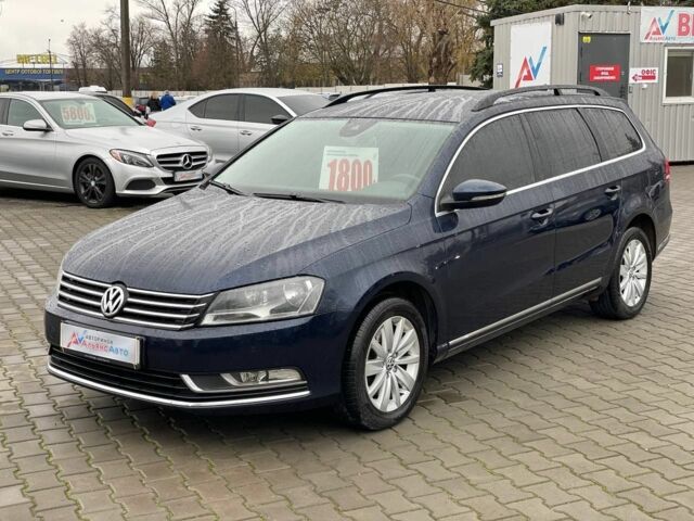 Синій Фольксваген Пассат Варіант, об'ємом двигуна 2 л та пробігом 261 тис. км за 10700 $, фото 2 на Automoto.ua