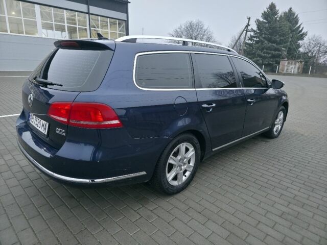 Синій Фольксваген Пассат Варіант, об'ємом двигуна 2 л та пробігом 295 тис. км за 8900 $, фото 1 на Automoto.ua