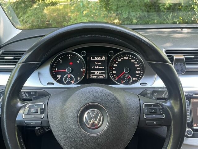 Синій Фольксваген Пассат Варіант, об'ємом двигуна 2 л та пробігом 212 тис. км за 11300 $, фото 7 на Automoto.ua