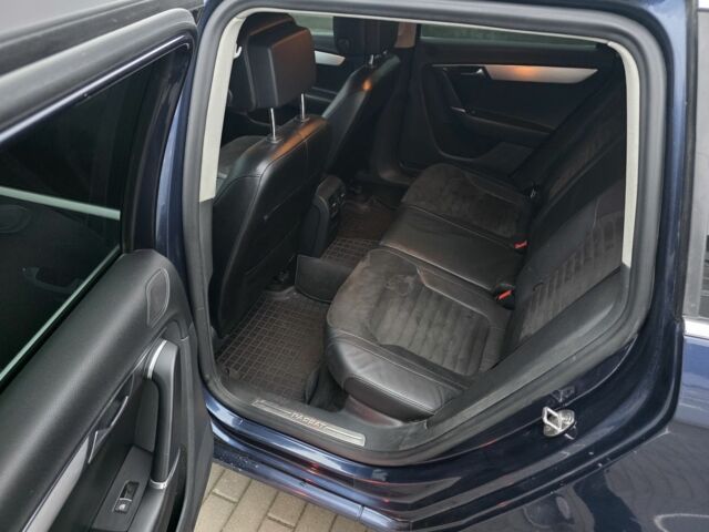 Синій Фольксваген Пассат Варіант, об'ємом двигуна 2 л та пробігом 295 тис. км за 8900 $, фото 4 на Automoto.ua