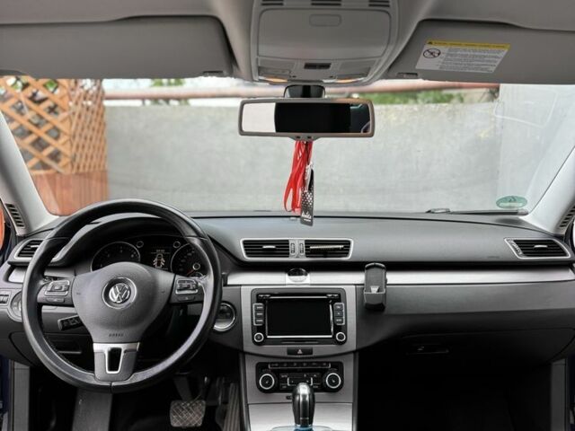 Синий Фольксваген Пассат Вариант, объемом двигателя 2 л и пробегом 285 тыс. км за 12500 $, фото 7 на Automoto.ua