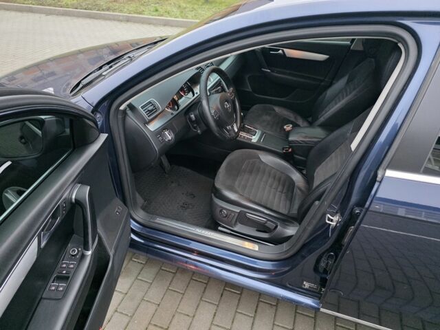 Синій Фольксваген Пассат Варіант, об'ємом двигуна 2 л та пробігом 295 тис. км за 8900 $, фото 6 на Automoto.ua