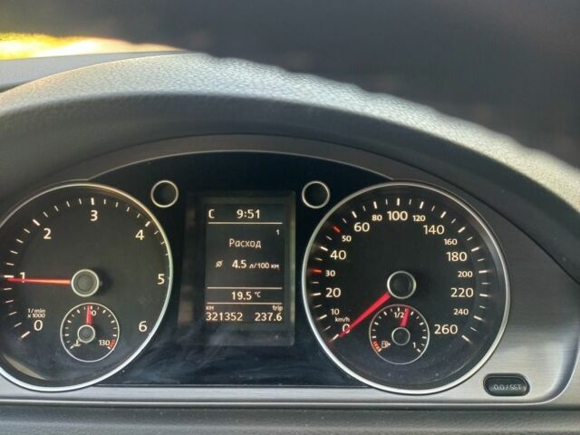 Синій Фольксваген Пассат Варіант, об'ємом двигуна 1.6 л та пробігом 338 тис. км за 9500 $, фото 12 на Automoto.ua