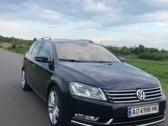 Синій Фольксваген Пассат Варіант, об'ємом двигуна 2 л та пробігом 280 тис. км за 9700 $, фото 1 на Automoto.ua
