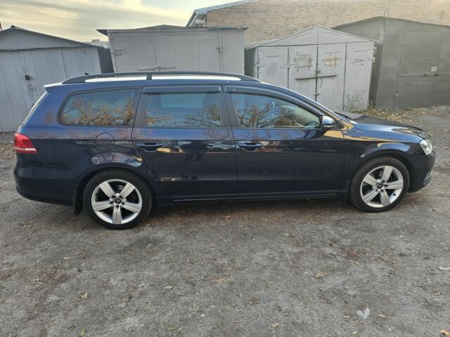 Синий Фольксваген Пассат Вариант, объемом двигателя 2 л и пробегом 300 тыс. км за 13700 $, фото 9 на Automoto.ua