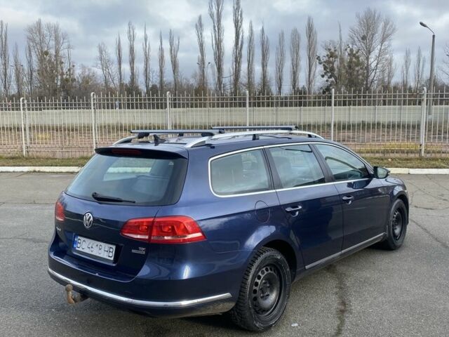Синий Фольксваген Пассат Вариант, объемом двигателя 1.6 л и пробегом 262 тыс. км за 8500 $, фото 3 на Automoto.ua