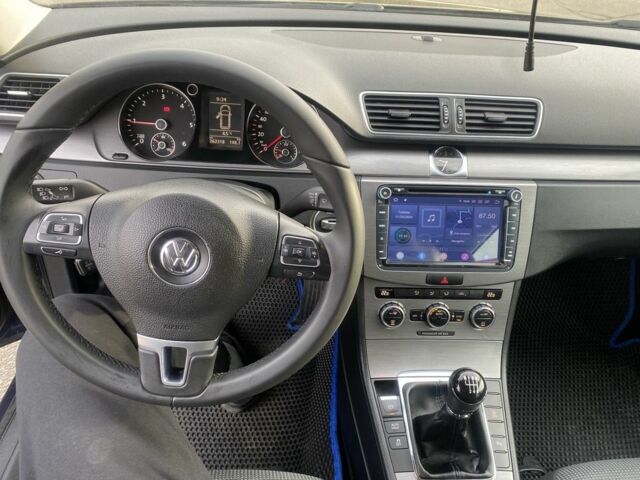 Синий Фольксваген Пассат Вариант, объемом двигателя 1.6 л и пробегом 262 тыс. км за 8500 $, фото 4 на Automoto.ua