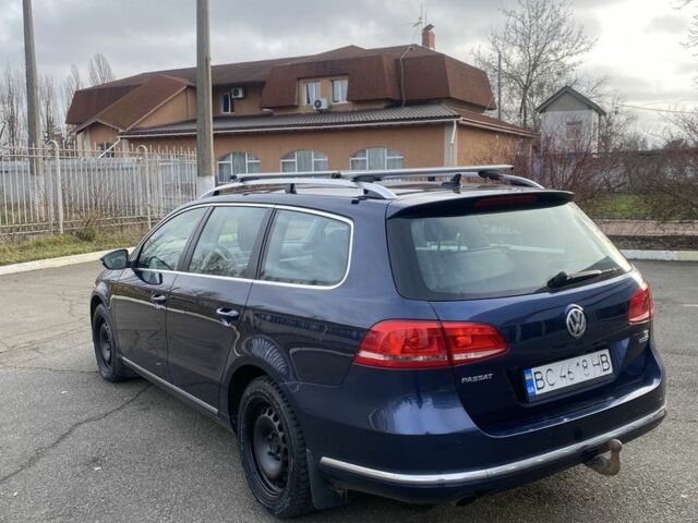 Синий Фольксваген Пассат Вариант, объемом двигателя 1.6 л и пробегом 262 тыс. км за 8500 $, фото 2 на Automoto.ua