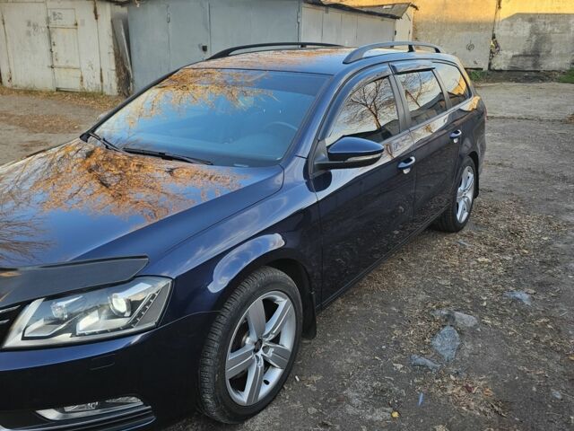 Синий Фольксваген Пассат Вариант, объемом двигателя 2 л и пробегом 300 тыс. км за 13700 $, фото 7 на Automoto.ua