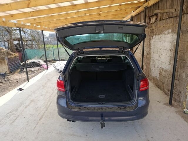 Синий Фольксваген Пассат Вариант, объемом двигателя 0 л и пробегом 320 тыс. км за 7950 $, фото 5 на Automoto.ua