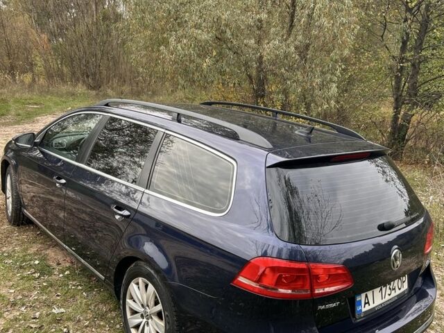 Синий Фольксваген Пассат Вариант, объемом двигателя 2 л и пробегом 435 тыс. км за 10000 $, фото 3 на Automoto.ua