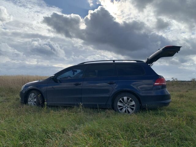 Синій Фольксваген Пассат Варіант, об'ємом двигуна 2 л та пробігом 320 тис. км за 10200 $, фото 2 на Automoto.ua