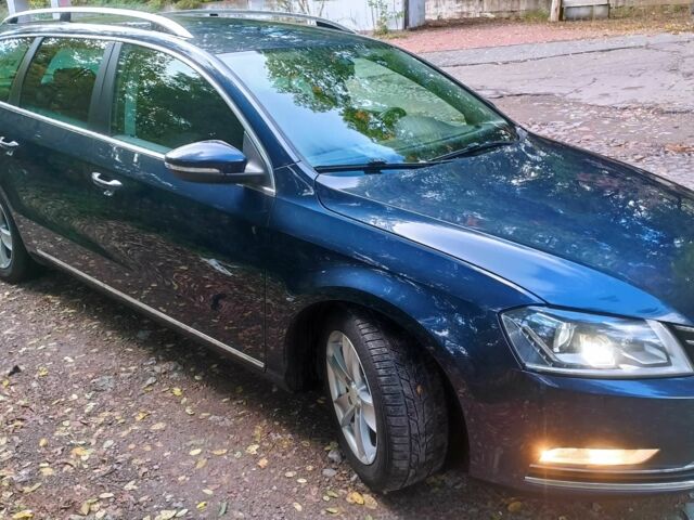 Синій Фольксваген Пассат Варіант, об'ємом двигуна 1.6 л та пробігом 233 тис. км за 9500 $, фото 11 на Automoto.ua