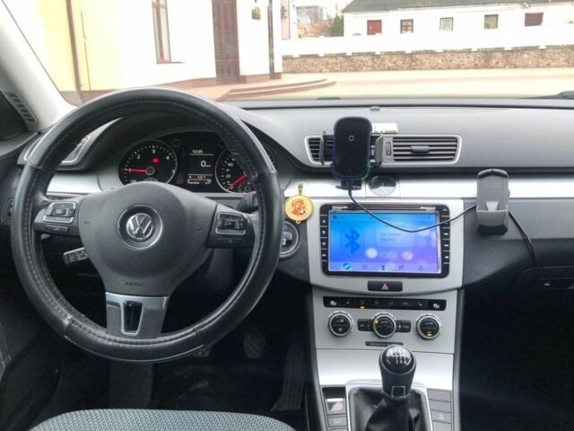 Синий Фольксваген Пассат Вариант, объемом двигателя 1.6 л и пробегом 301 тыс. км за 10919 $, фото 9 на Automoto.ua