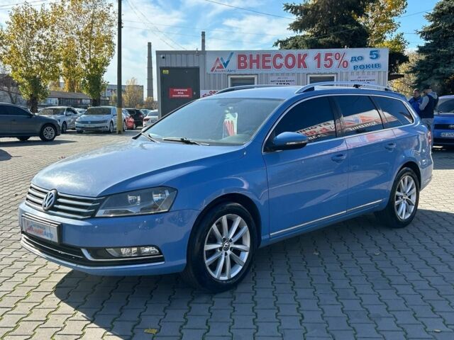 Синій Фольксваген Пассат Варіант, об'ємом двигуна 2 л та пробігом 172 тис. км за 10400 $, фото 2 на Automoto.ua