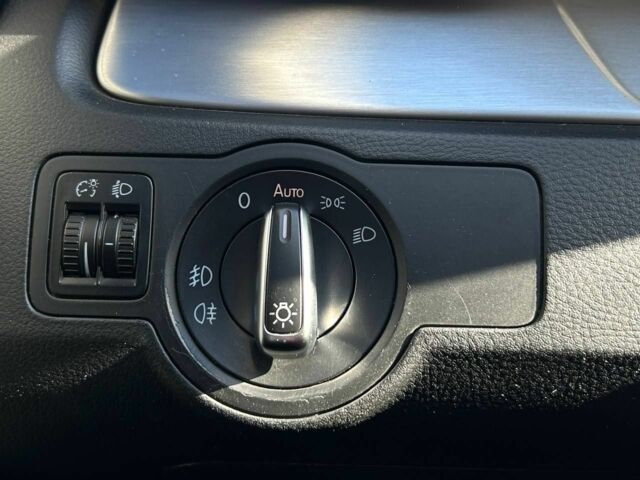 Синій Фольксваген Пассат Варіант, об'ємом двигуна 2 л та пробігом 172 тис. км за 10400 $, фото 13 на Automoto.ua