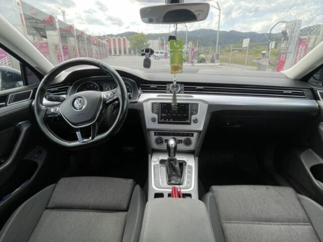 Синий Фольксваген Пассат Вариант, объемом двигателя 1.8 л и пробегом 269 тыс. км за 13800 $, фото 11 на Automoto.ua