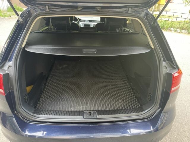 Синий Фольксваген Пассат Вариант, объемом двигателя 1.6 л и пробегом 290 тыс. км за 11700 $, фото 13 на Automoto.ua