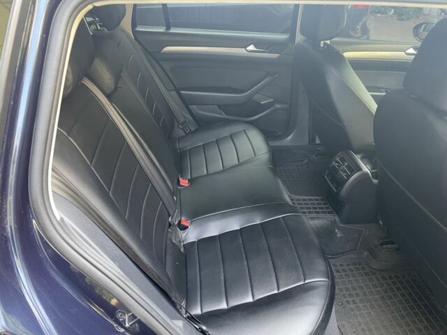 Синий Фольксваген Пассат Вариант, объемом двигателя 1.6 л и пробегом 290 тыс. км за 11700 $, фото 9 на Automoto.ua