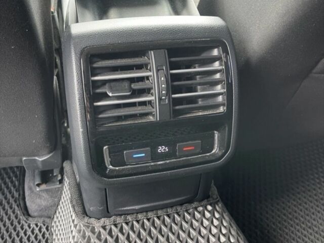 Синий Фольксваген Пассат Вариант, объемом двигателя 1.8 л и пробегом 269 тыс. км за 13800 $, фото 10 на Automoto.ua