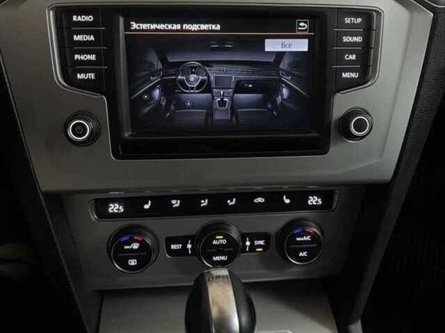 Синий Фольксваген Пассат Вариант, объемом двигателя 1.8 л и пробегом 269 тыс. км за 13800 $, фото 5 на Automoto.ua