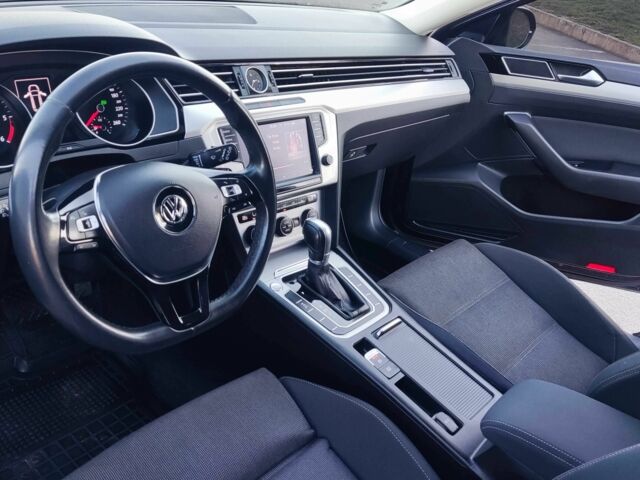 Синій Фольксваген Пассат Варіант, об'ємом двигуна 2 л та пробігом 191 тис. км за 14200 $, фото 6 на Automoto.ua