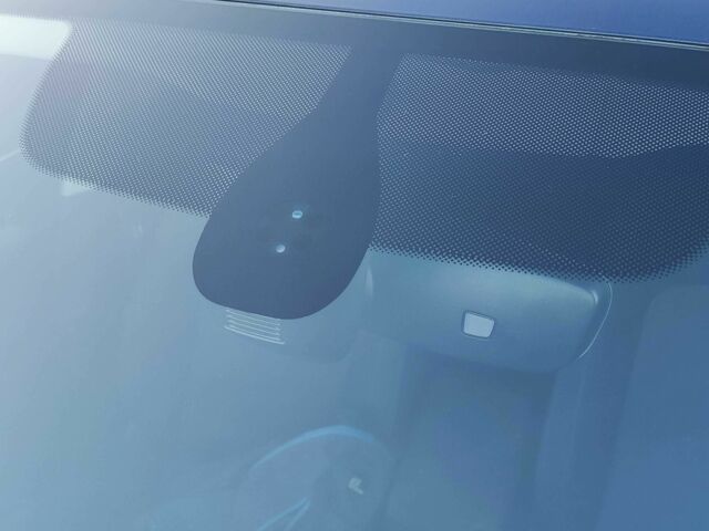 Синій Фольксваген Пассат Варіант, об'ємом двигуна 2 л та пробігом 191 тис. км за 14200 $, фото 5 на Automoto.ua