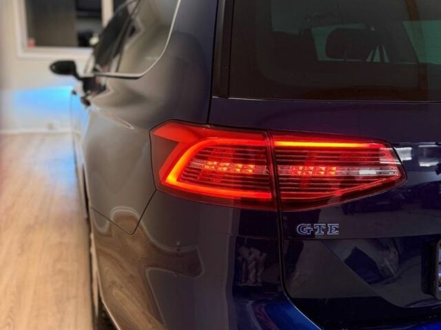 Синій Фольксваген Пассат Варіант, об'ємом двигуна 0 л та пробігом 158 тис. км за 16000 $, фото 6 на Automoto.ua