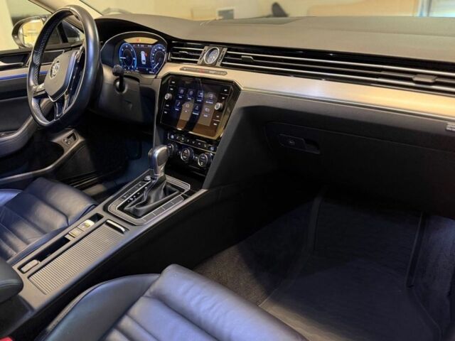 Синій Фольксваген Пассат Варіант, об'ємом двигуна 0 л та пробігом 158 тис. км за 16000 $, фото 11 на Automoto.ua