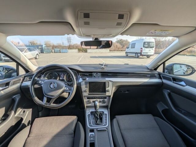 Синий Фольксваген Пассат Вариант, объемом двигателя 2 л и пробегом 295 тыс. км за 15999 $, фото 7 на Automoto.ua