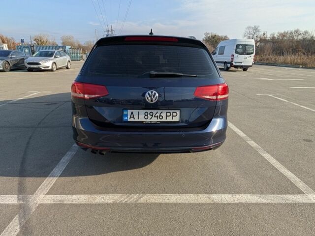 Синий Фольксваген Пассат Вариант, объемом двигателя 2 л и пробегом 295 тыс. км за 15999 $, фото 4 на Automoto.ua