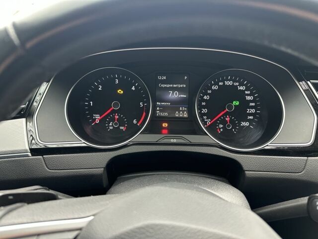 Синий Фольксваген Пассат Вариант, объемом двигателя 2 л и пробегом 213 тыс. км за 21000 $, фото 6 на Automoto.ua