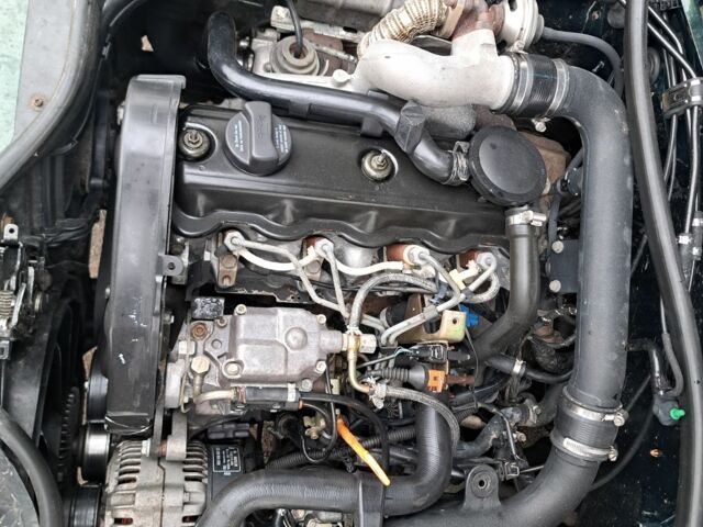 Зелений Фольксваген Пассат Варіант, об'ємом двигуна 0 л та пробігом 500 тис. км за 1650 $, фото 7 на Automoto.ua