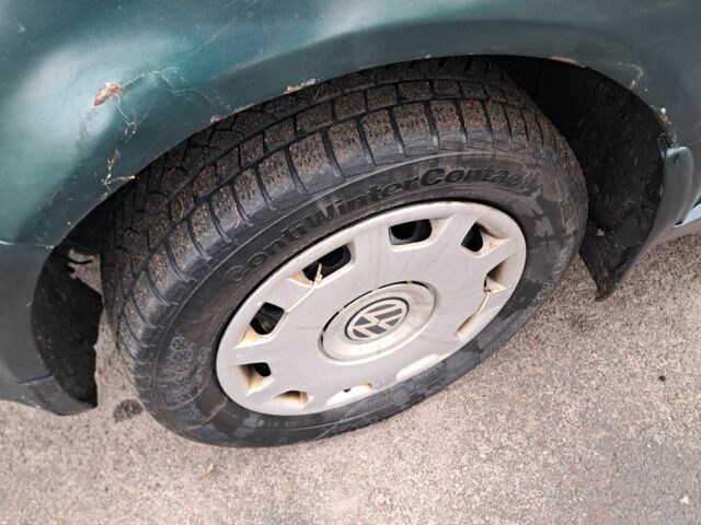 Зелений Фольксваген Пассат Варіант, об'ємом двигуна 0 л та пробігом 500 тис. км за 1650 $, фото 6 на Automoto.ua